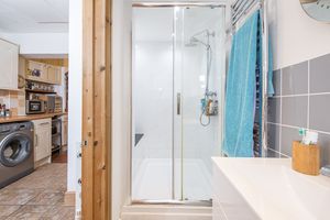 Photo 16- click for photo gallery